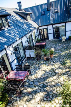 Apan & Klyset in Simrishamn